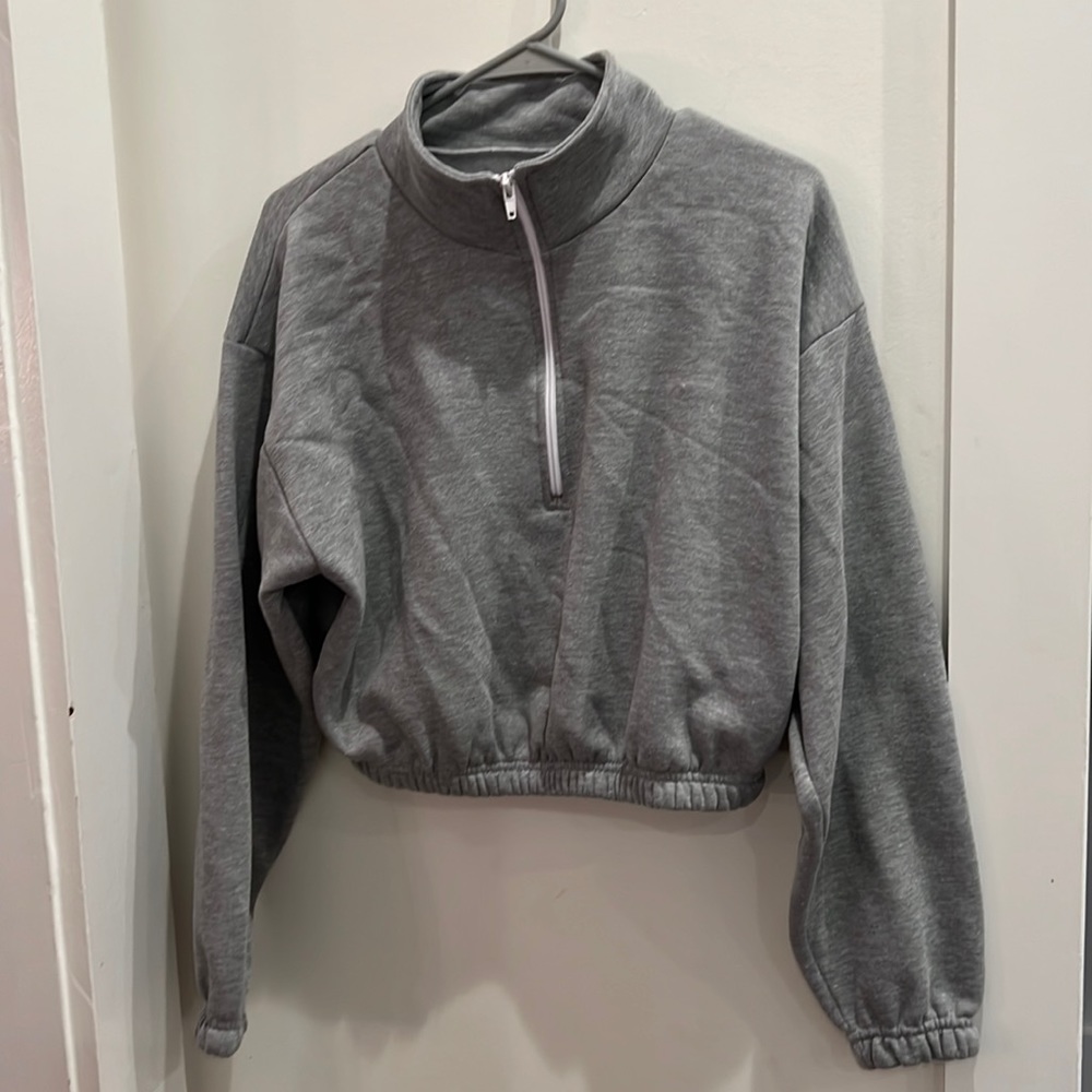 Gray cropped quarter zip with scrunched waist